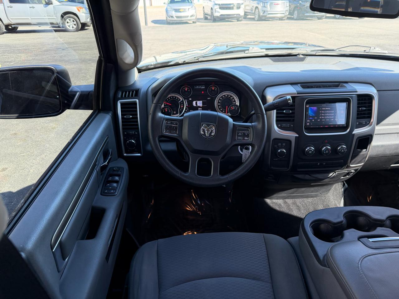 RAM 1500 4WD Quad Cab 140.5" SLT 2013