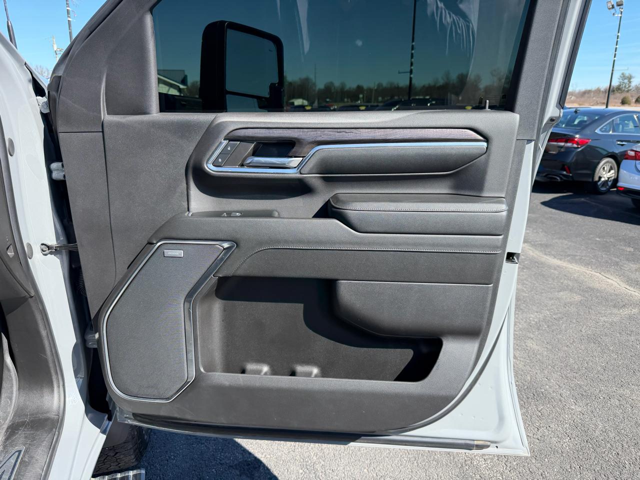 Chevrolet Silverado 2500HD 4WD Crew Cab 159" LTZ 2024