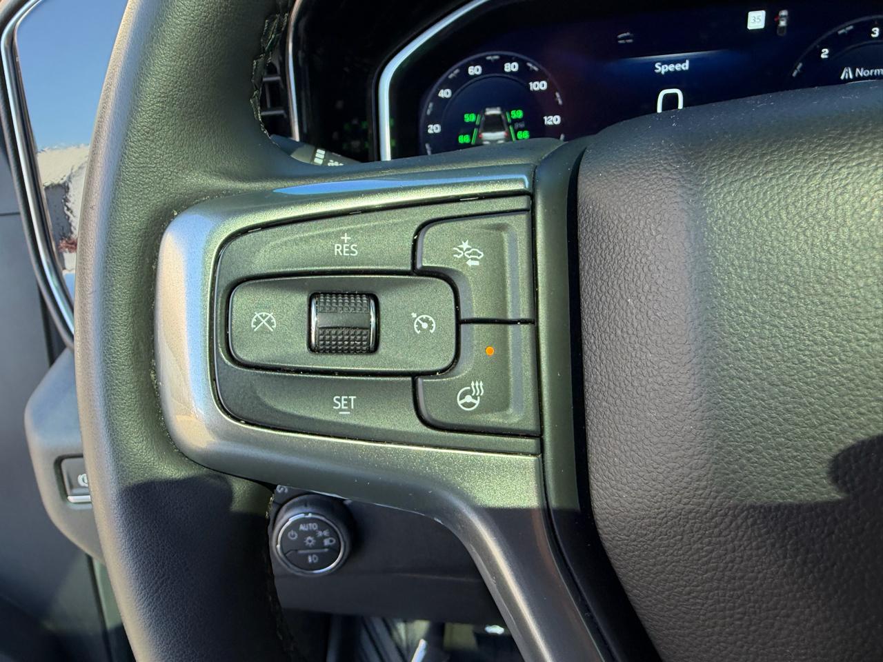 Chevrolet Silverado 2500HD 4WD Crew Cab 159" LTZ 2024