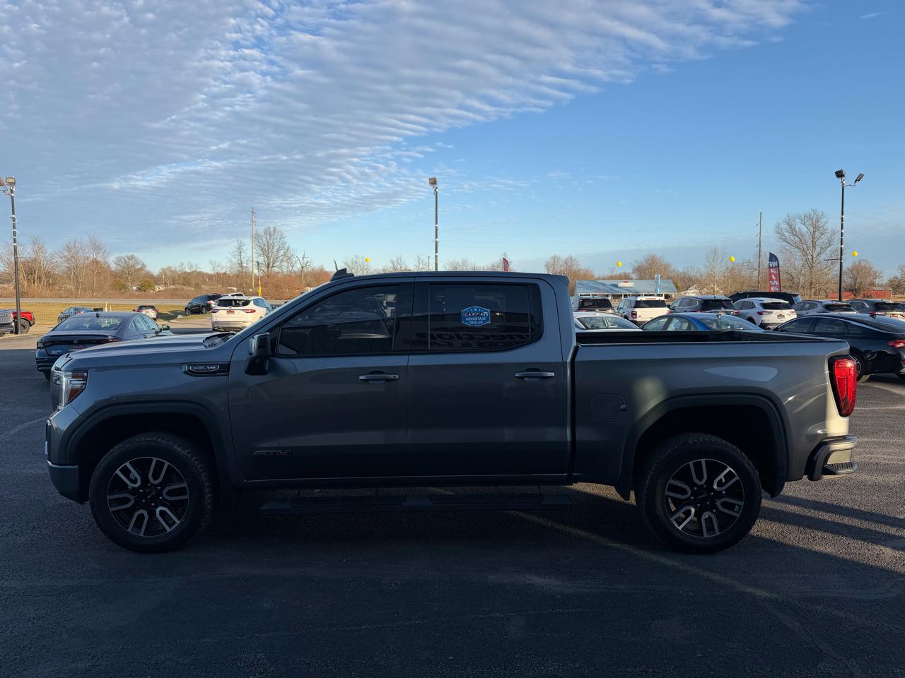 GMC Sierra 1500 4WD Crew Cab 147" AT4 2021