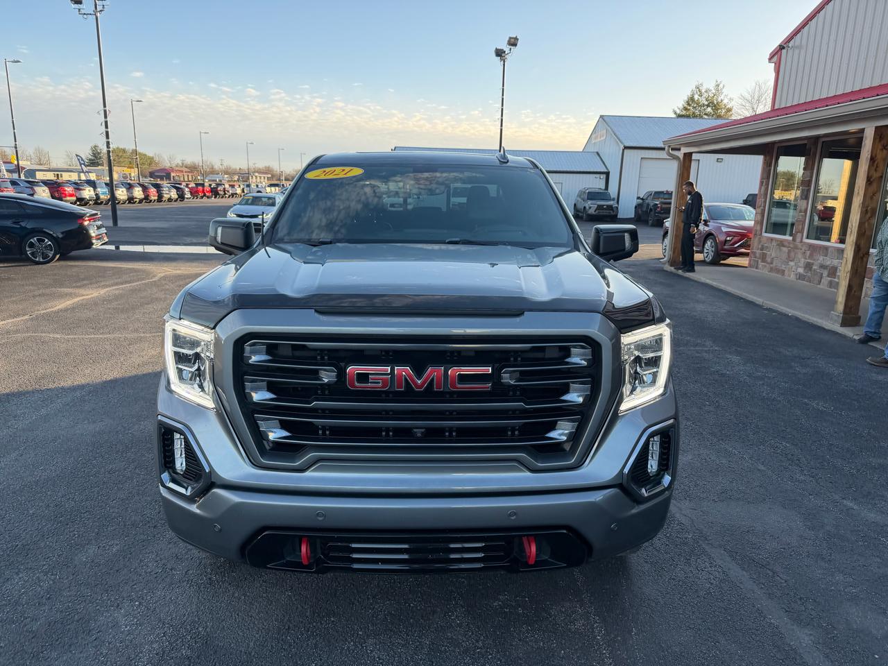 GMC Sierra 1500 4WD Crew Cab 147" AT4 2021