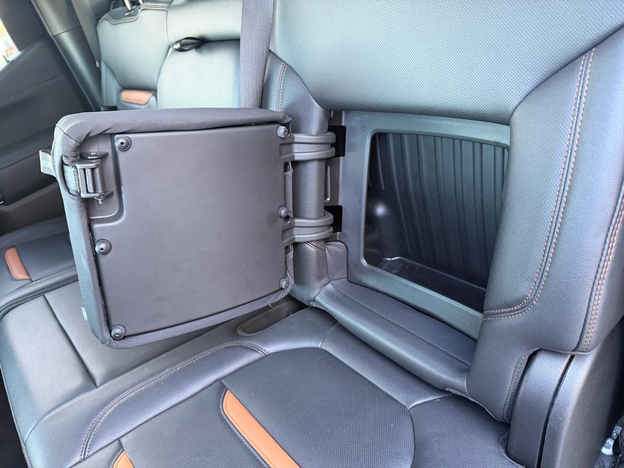 GMC Sierra 1500 4WD Crew Cab 147" AT4 2021