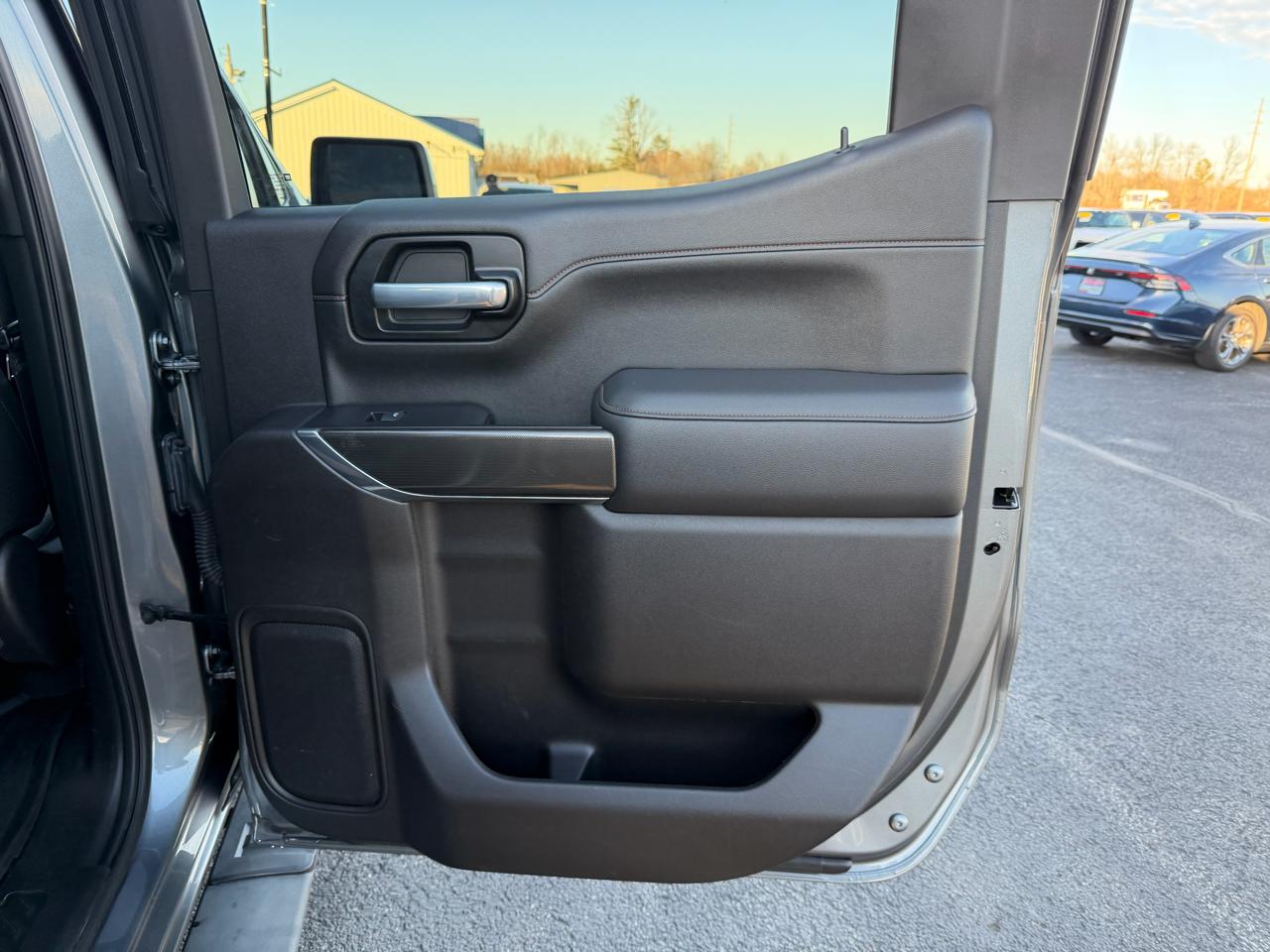 GMC Sierra 1500 4WD Crew Cab 147" AT4 2021