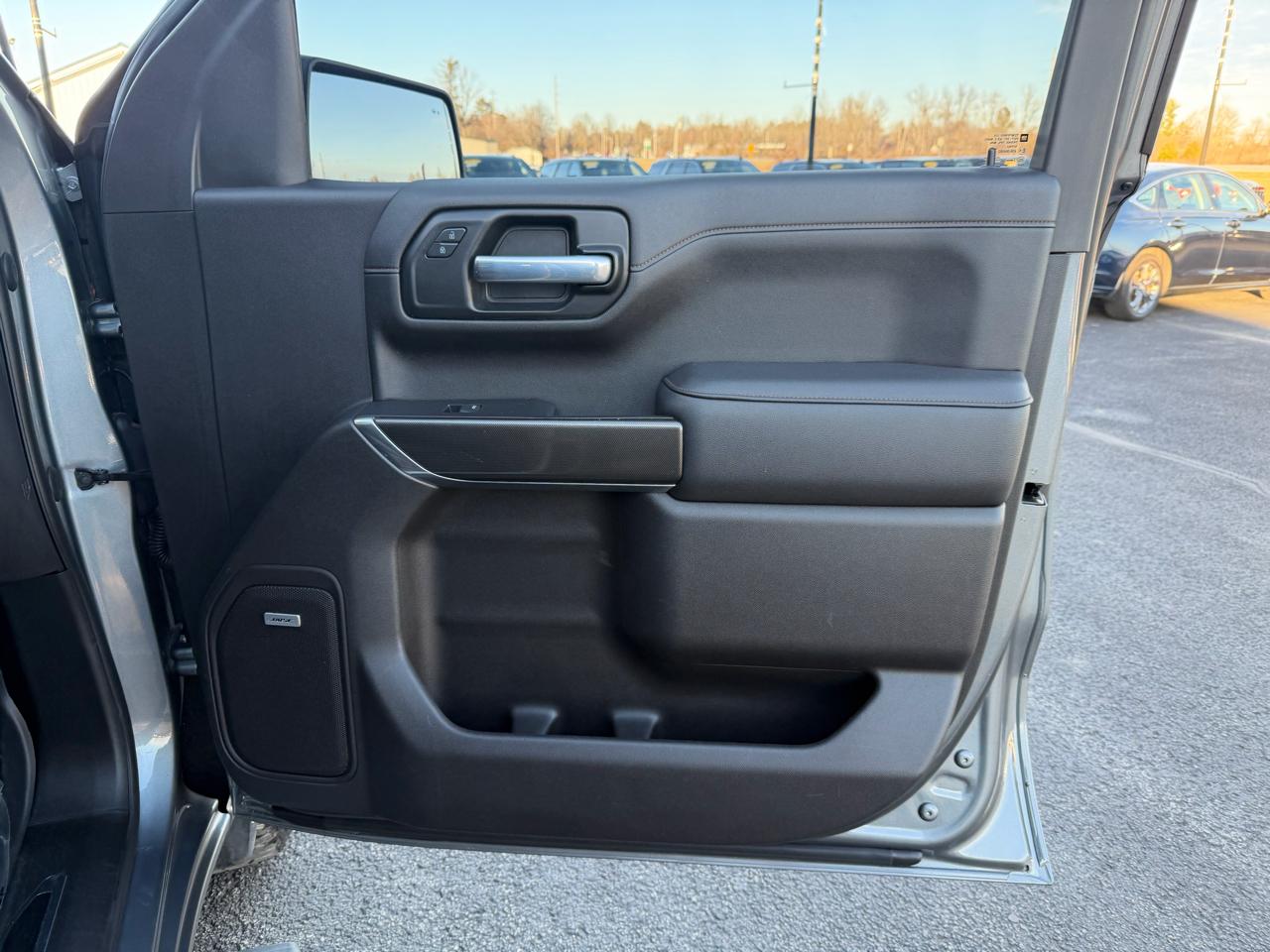 GMC Sierra 1500 4WD Crew Cab 147" AT4 2021