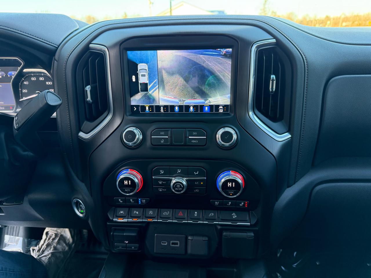 GMC Sierra 1500 4WD Crew Cab 147" AT4 2021