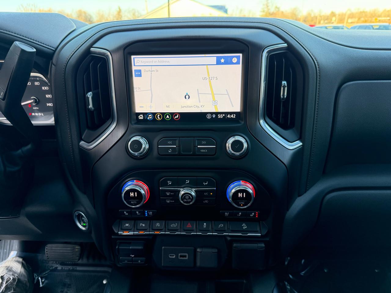 GMC Sierra 1500 4WD Crew Cab 147" AT4 2021