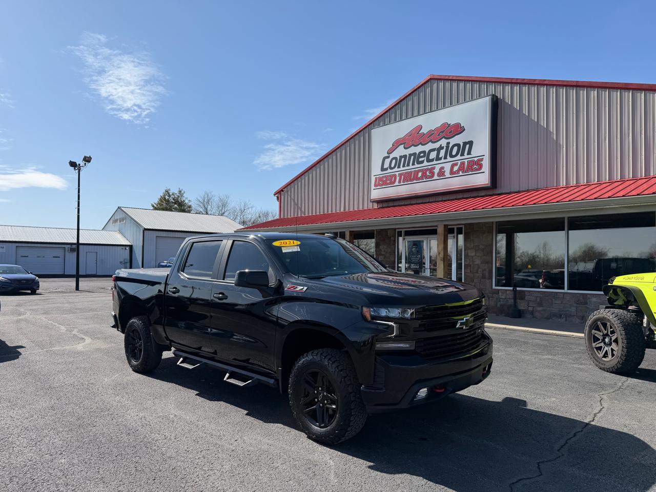 Chevrolet Silverado 1500 4WD Crew Cab 147" LT Trail Boss 2021