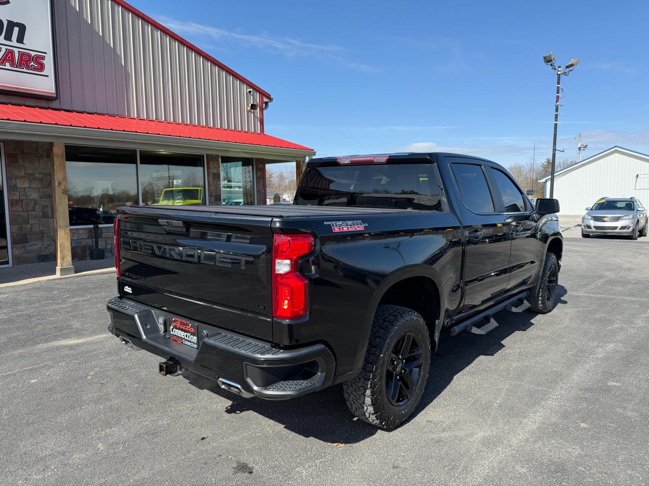 Chevrolet Silverado 1500 4WD Crew Cab 147" LT Trail Boss 2021