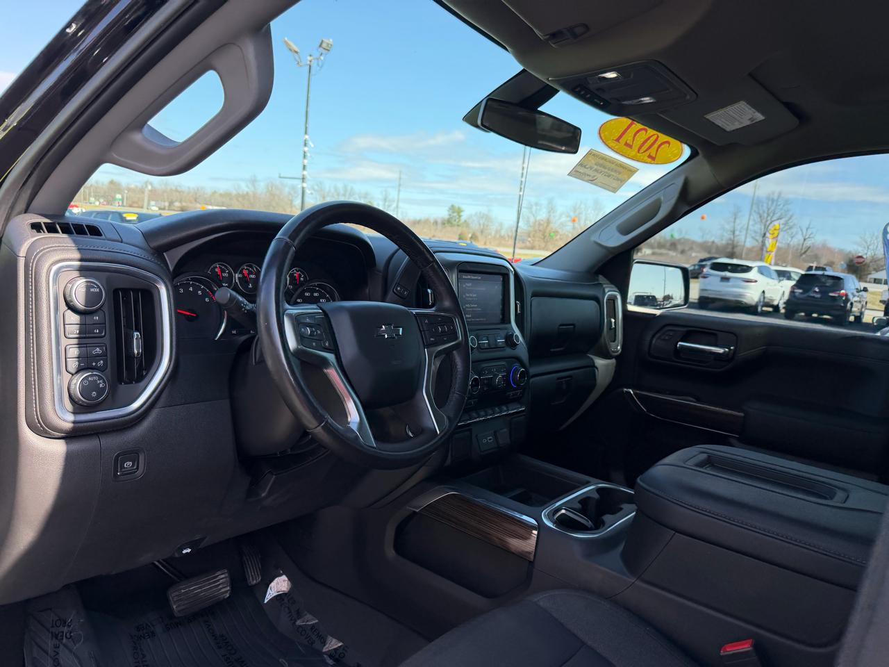 Chevrolet Silverado 1500 4WD Crew Cab 147" LT Trail Boss 2021