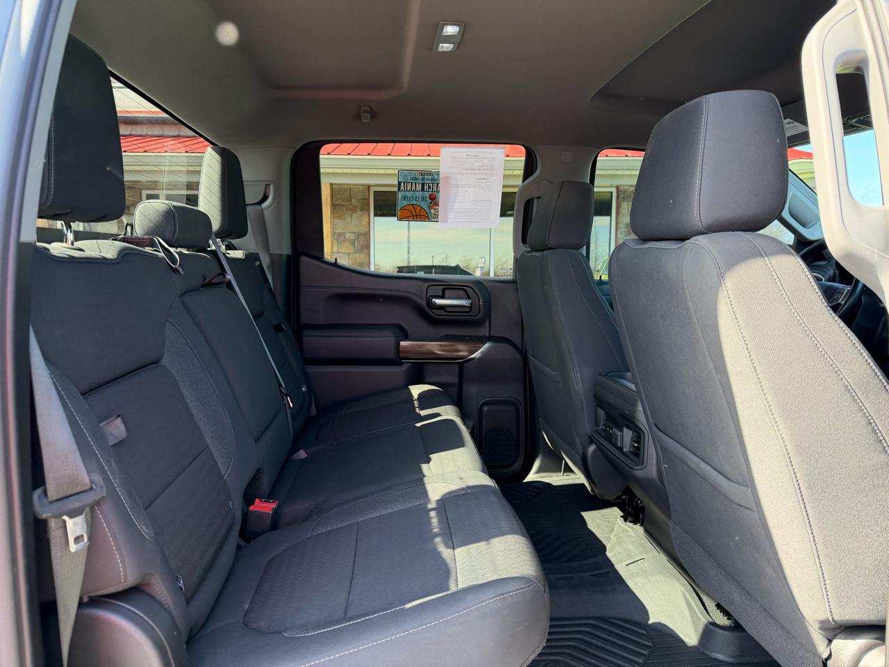 Chevrolet Silverado 1500 4WD Crew Cab 147" LT Trail Boss 2021