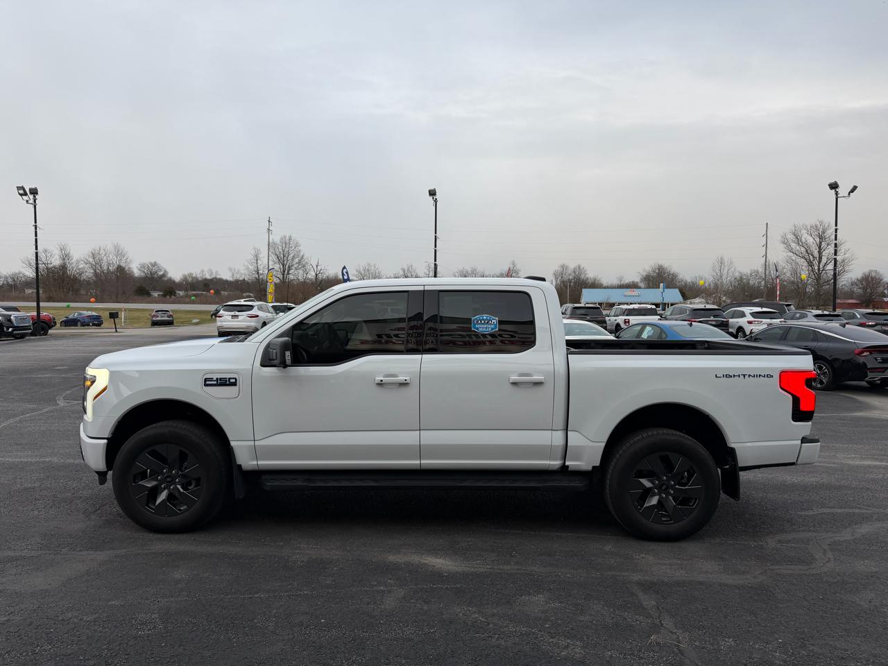 Ford F-150 Lightning Flash 4WD SuperCrew 5.5' Box 2025