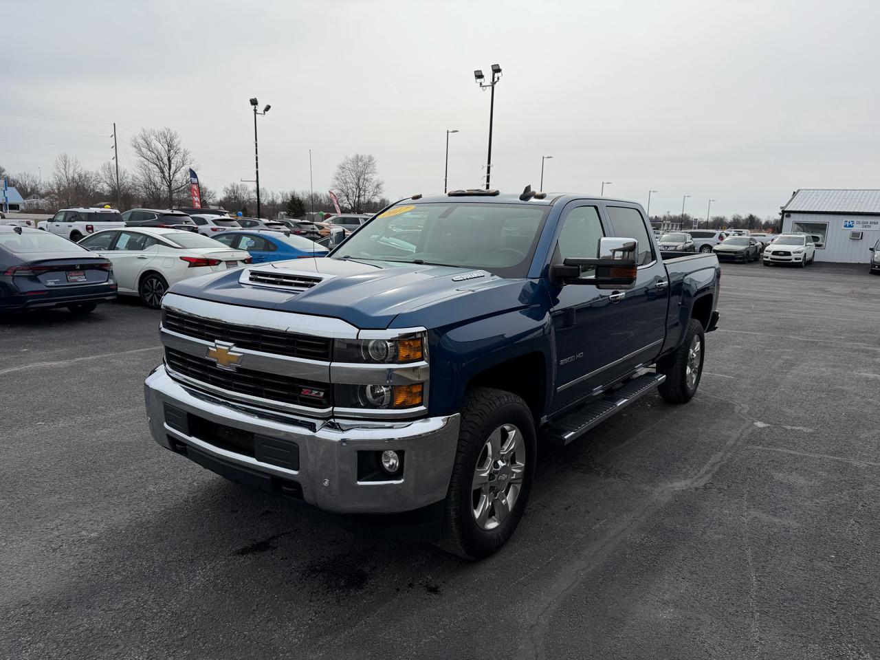 Chevrolet Silverado 2500HD 4WD Crew Cab 153.7" LTZ 2017