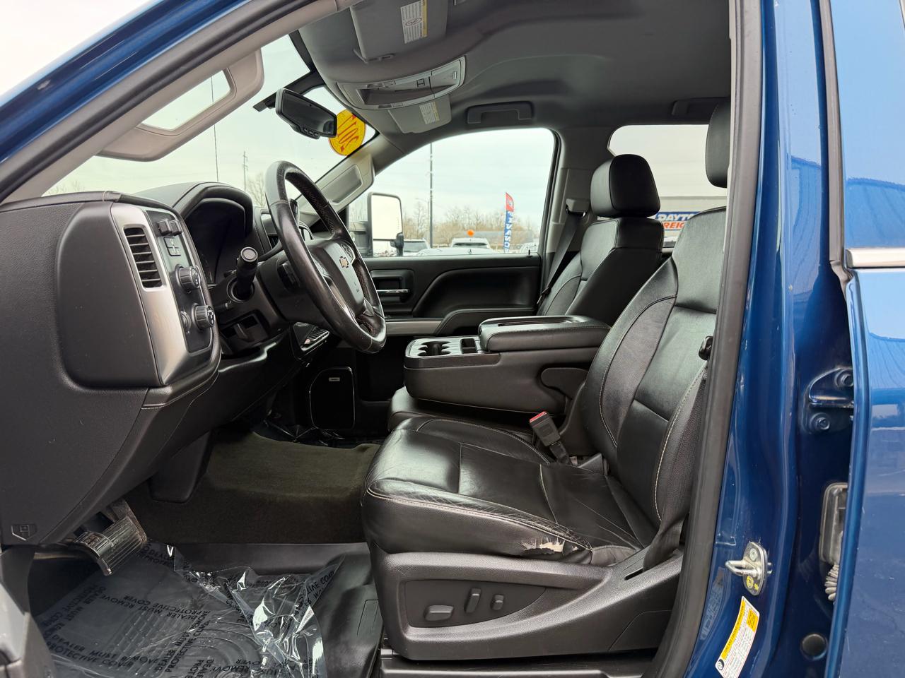 Chevrolet Silverado 2500HD 4WD Crew Cab 153.7" LTZ 2017