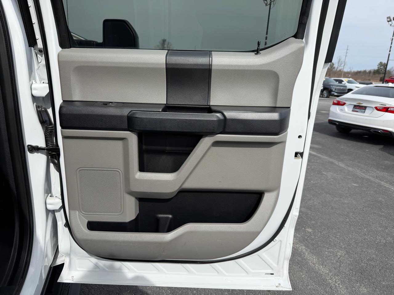 Ford Super Duty F-250 SRW 4WD Crew Cab 172" FX4 2021