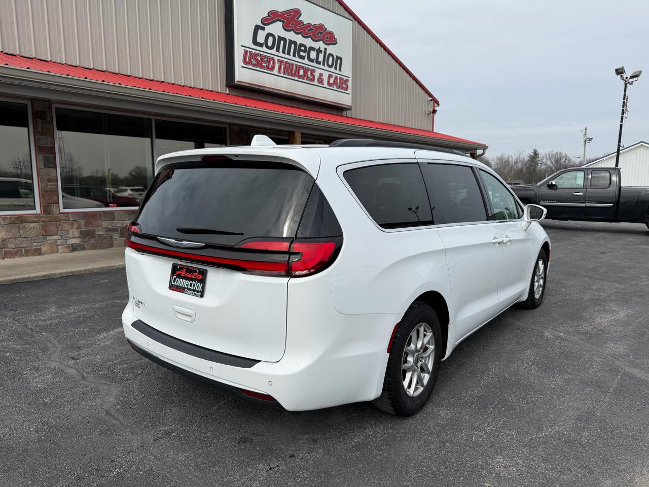 Chrysler Pacifica Touring L FWD 2022