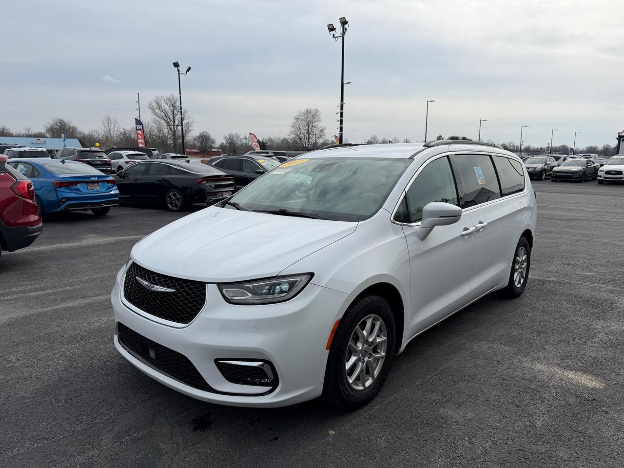 Chrysler Pacifica Touring L FWD 2022