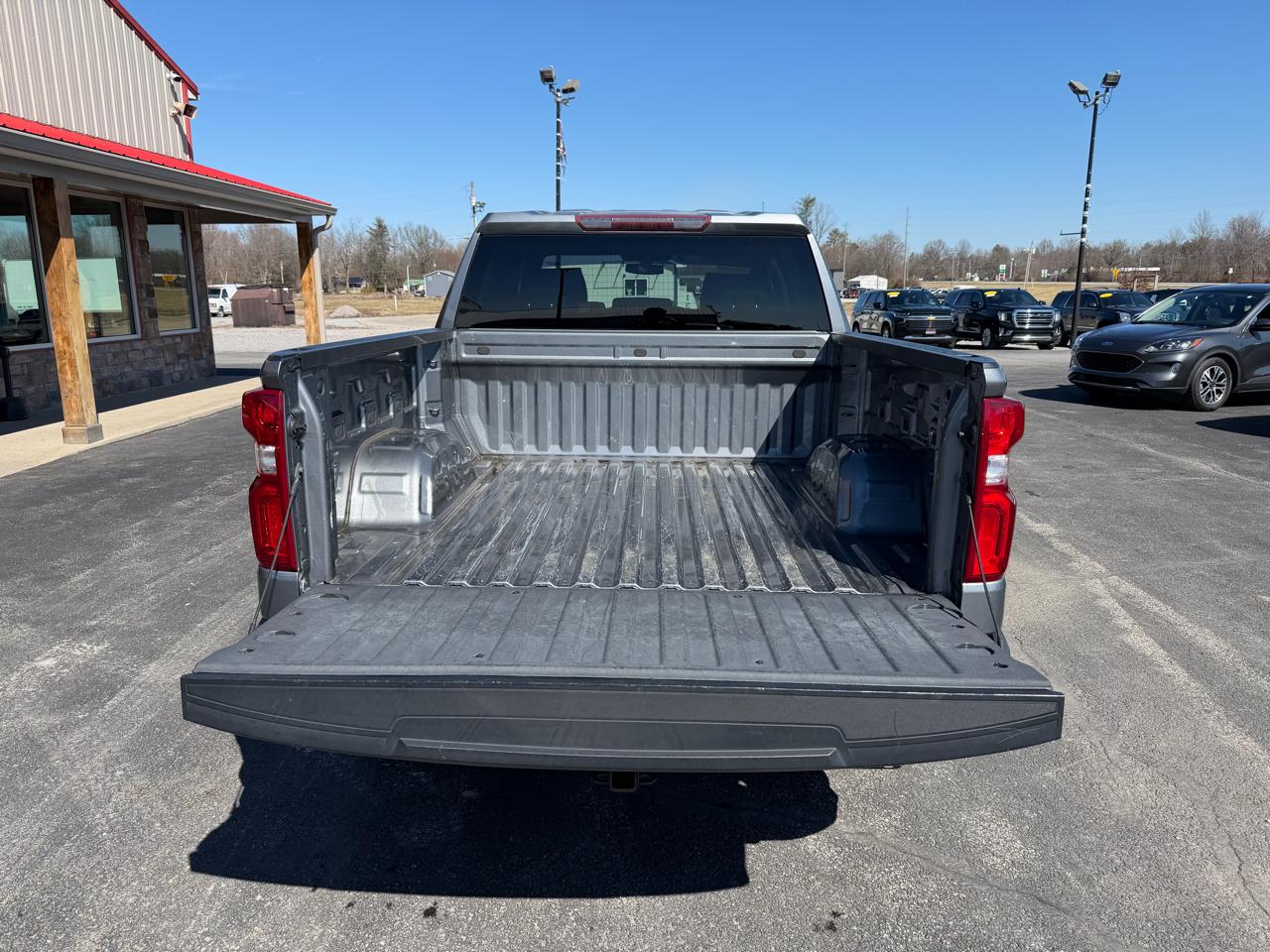 Chevrolet Silverado 1500 4WD Crew Cab 147" Custom Trail Boss 2020