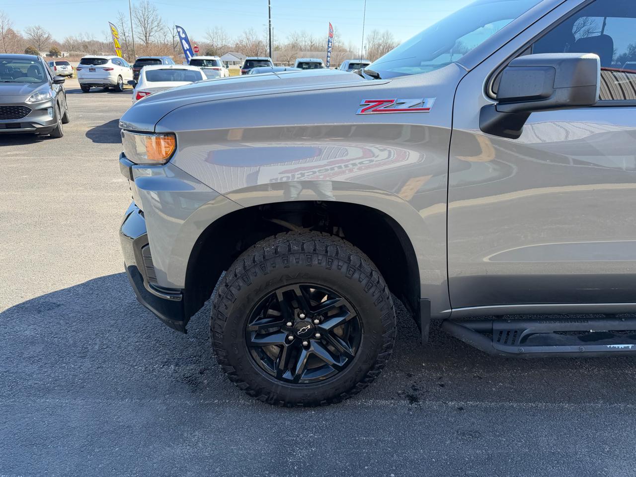 Chevrolet Silverado 1500 4WD Crew Cab 147" Custom Trail Boss 2020