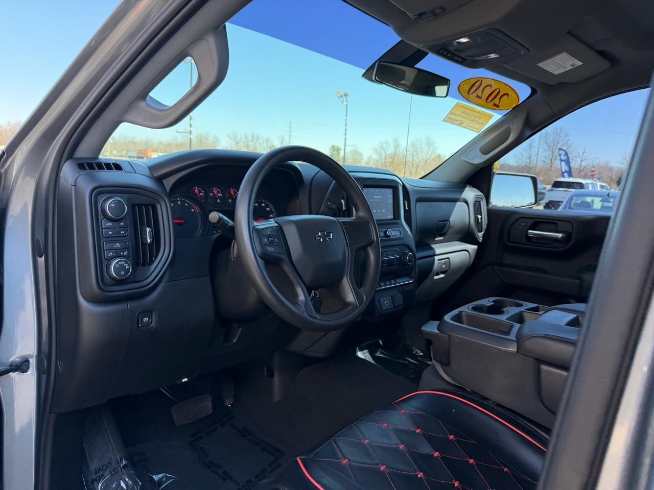 Chevrolet Silverado 1500 4WD Crew Cab 147" Custom Trail Boss 2020