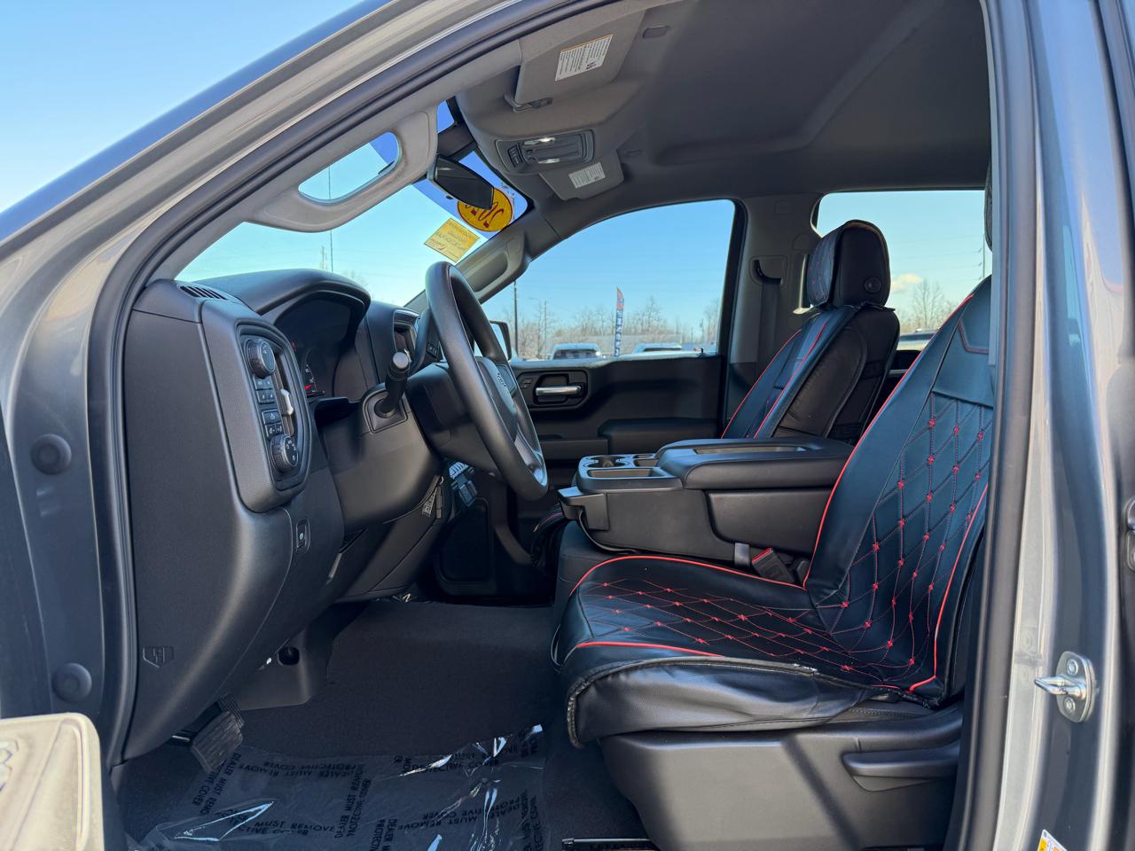 Chevrolet Silverado 1500 4WD Crew Cab 147" Custom Trail Boss 2020