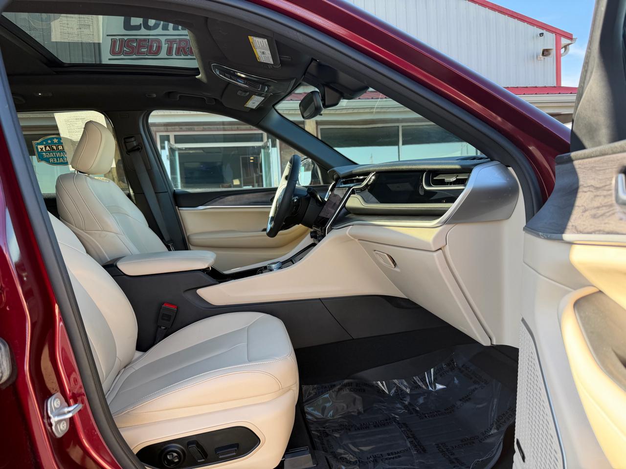 Jeep Grand Cherokee Limited 4x4 2023