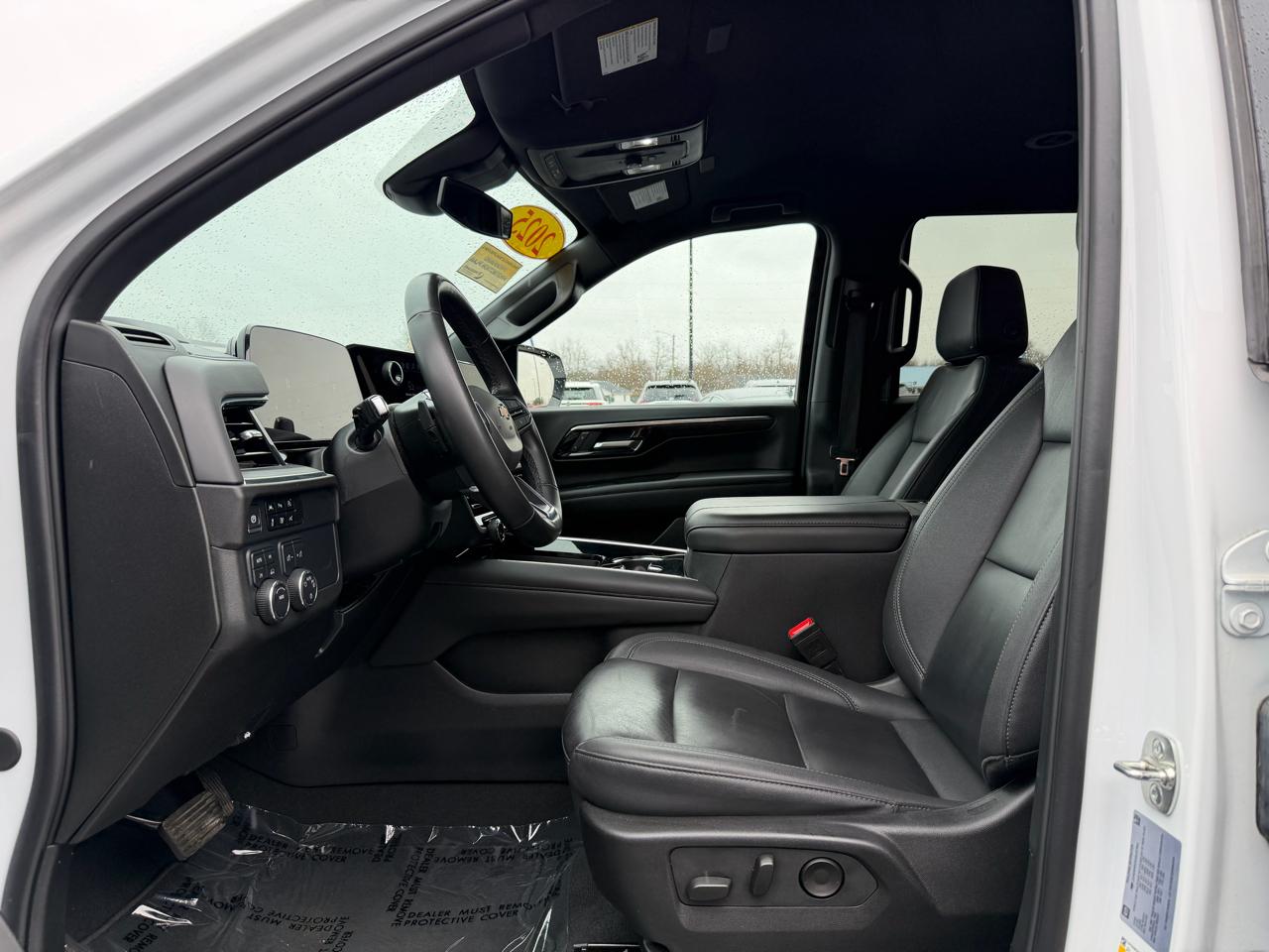 Chevrolet Tahoe 4WD 4dr LT 2025