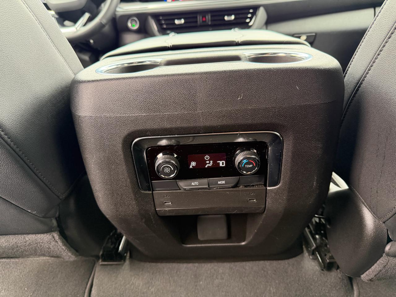 Chevrolet Tahoe 4WD 4dr LT 2025