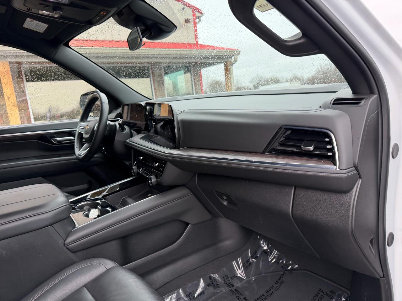 Chevrolet Tahoe 4WD 4dr LT 2025