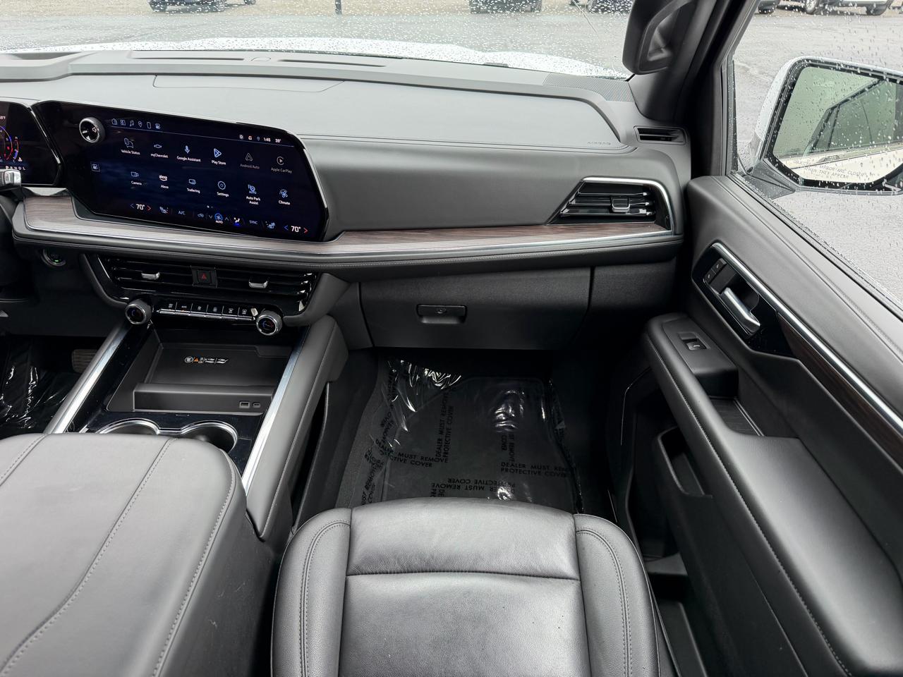 Chevrolet Tahoe 4WD 4dr LT 2025