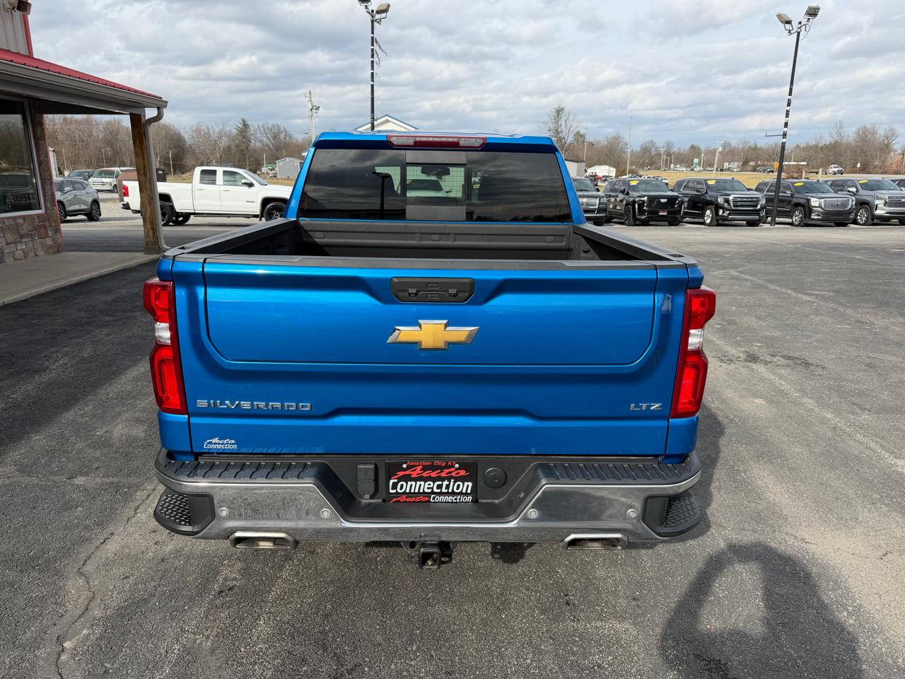 Chevrolet Silverado 1500 4WD Crew Cab 147" LTZ 2022