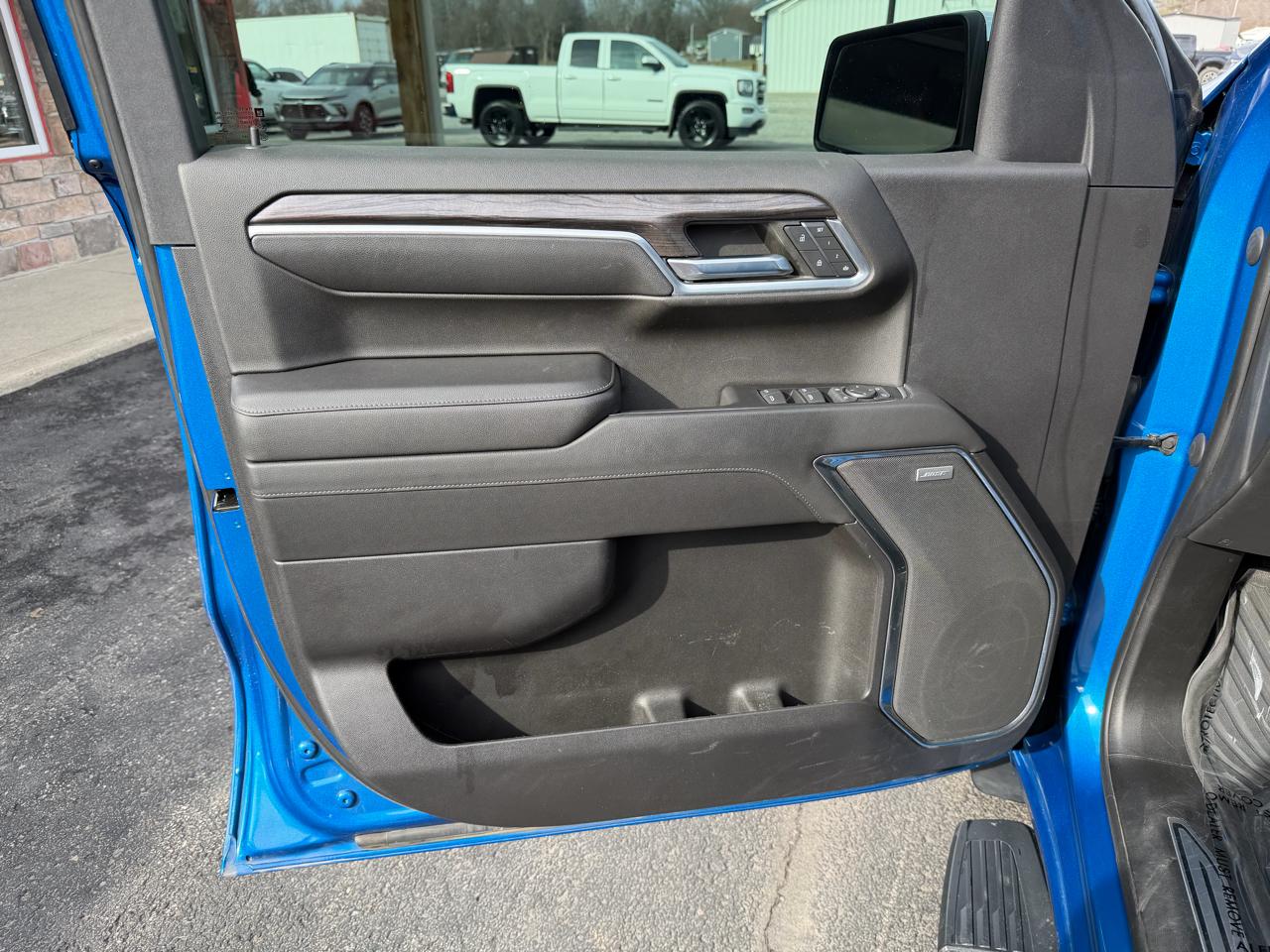 Chevrolet Silverado 1500 4WD Crew Cab 147" LTZ 2022