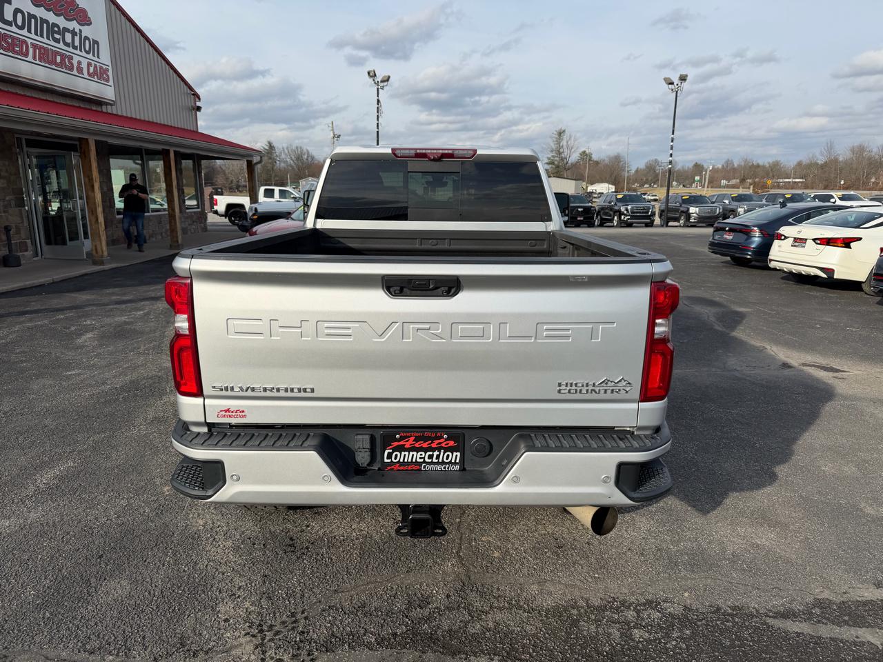 Chevrolet Silverado 3500HD 4WD Crew Cab 159" High Country 2023
