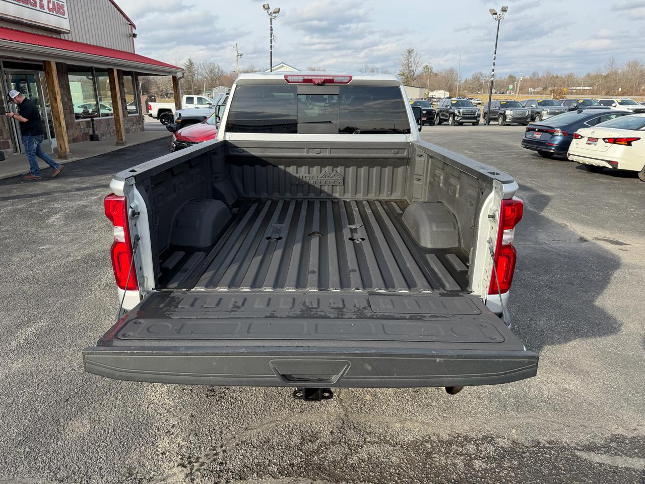 Chevrolet Silverado 3500HD 4WD Crew Cab 159" High Country 2023