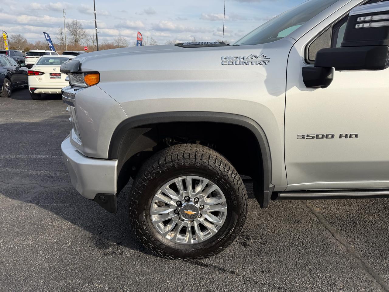Chevrolet Silverado 3500HD 4WD Crew Cab 159" High Country 2023