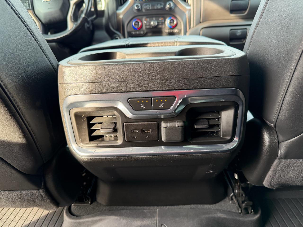 Chevrolet Silverado 3500HD 4WD Crew Cab 159" High Country 2023