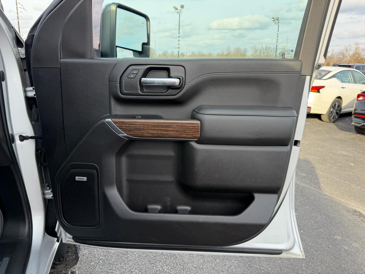 Chevrolet Silverado 3500HD 4WD Crew Cab 159" High Country 2023