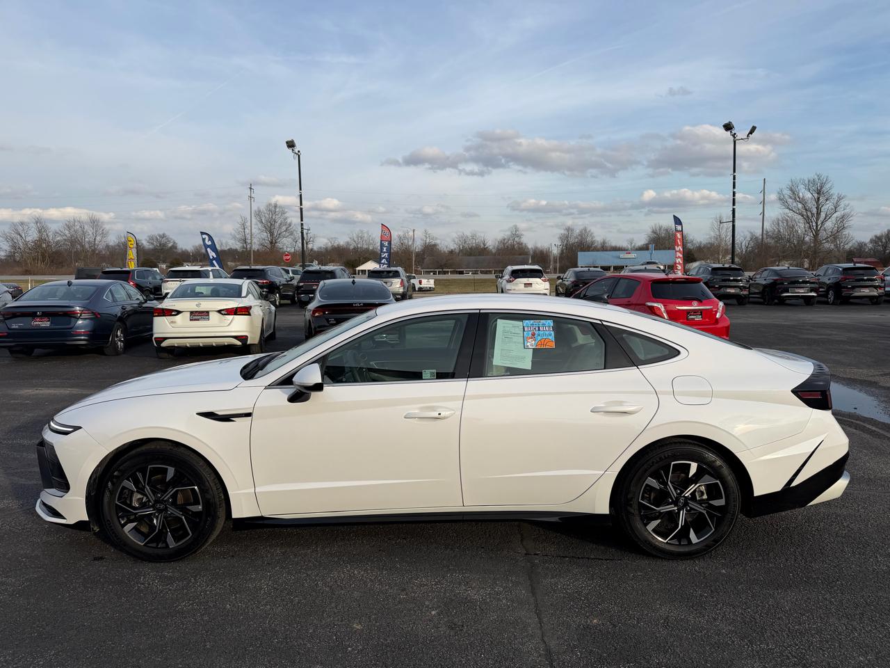 Hyundai Sonata SEL FWD 2025