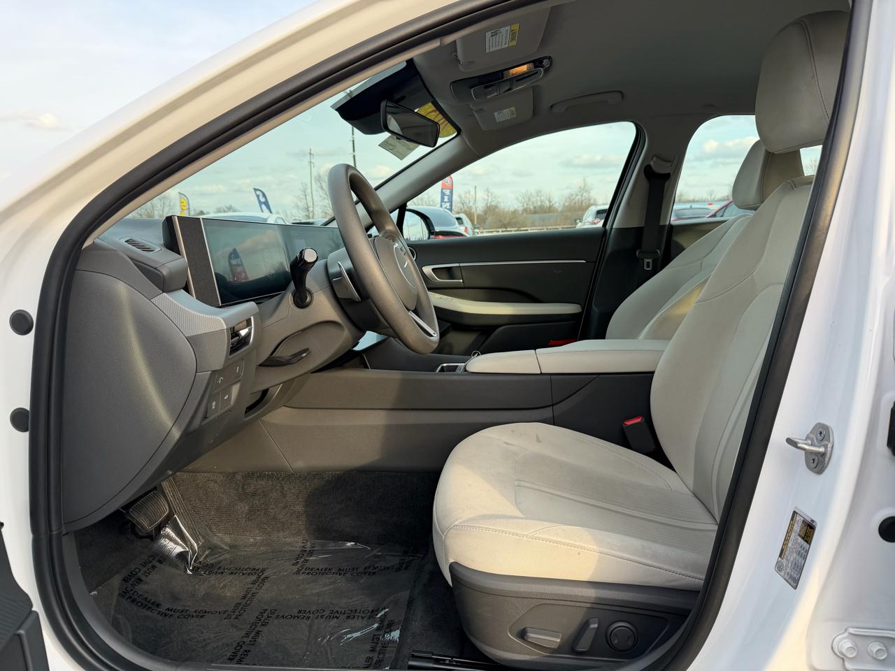 Hyundai Sonata SEL FWD 2025