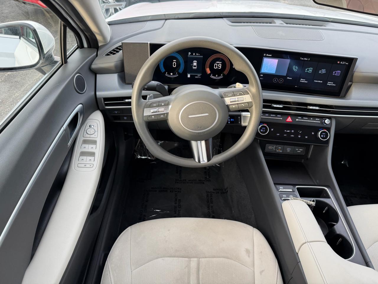 Hyundai Sonata SEL FWD 2025