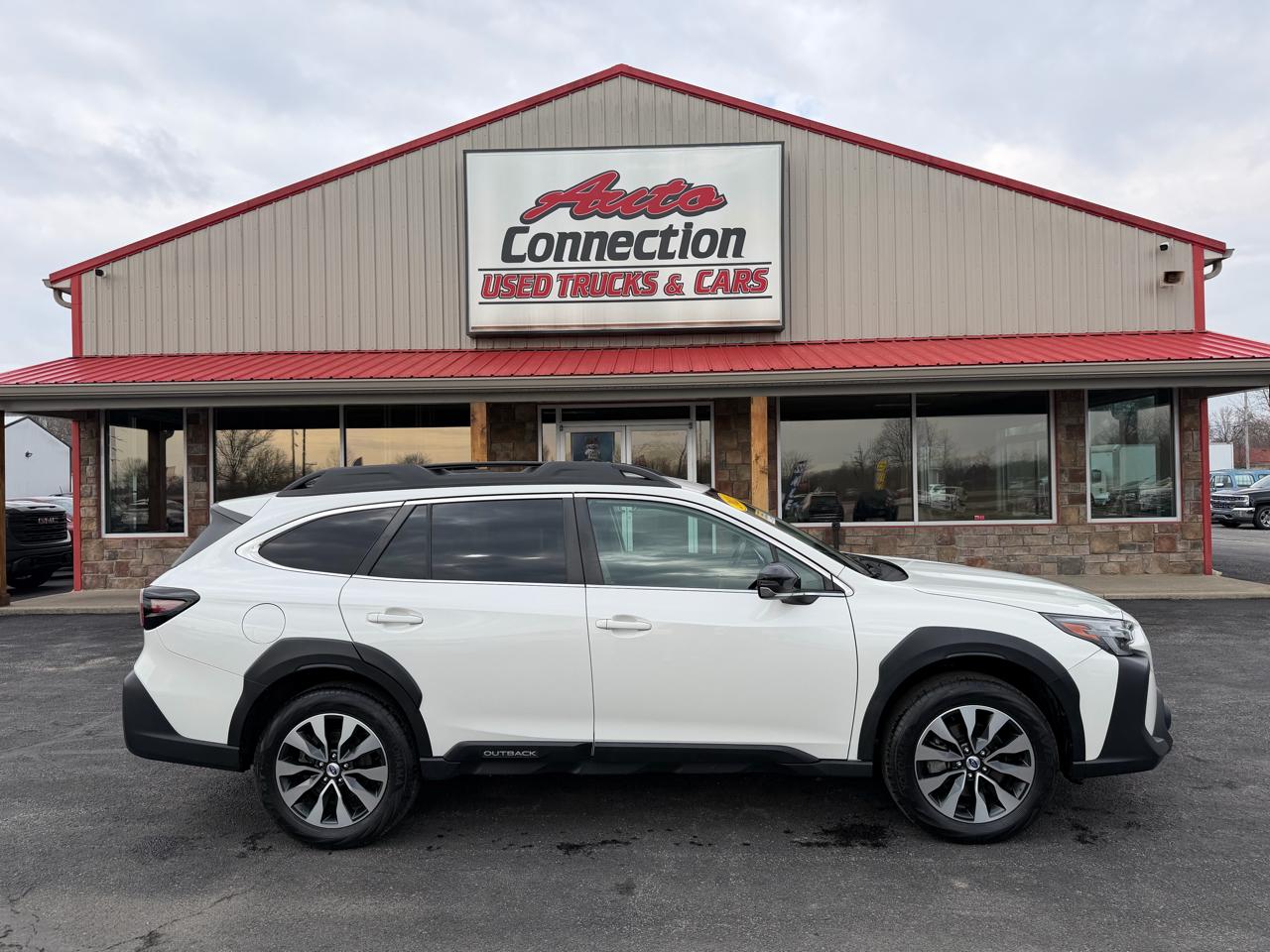 Subaru Outback Limited CVT 2023