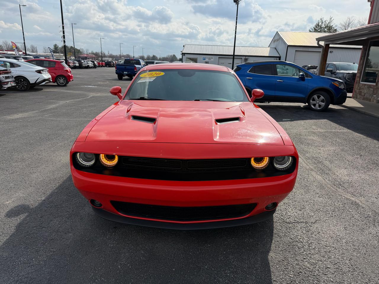 Dodge Challenger SXT RWD 2020
