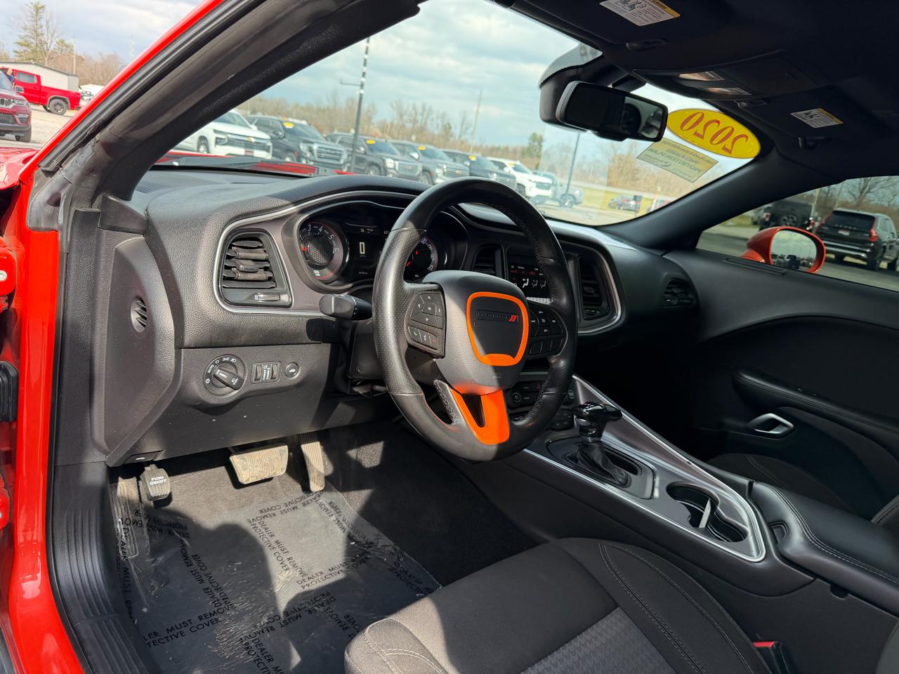 Dodge Challenger SXT RWD 2020