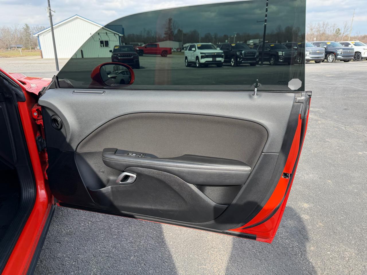 Dodge Challenger SXT RWD 2020