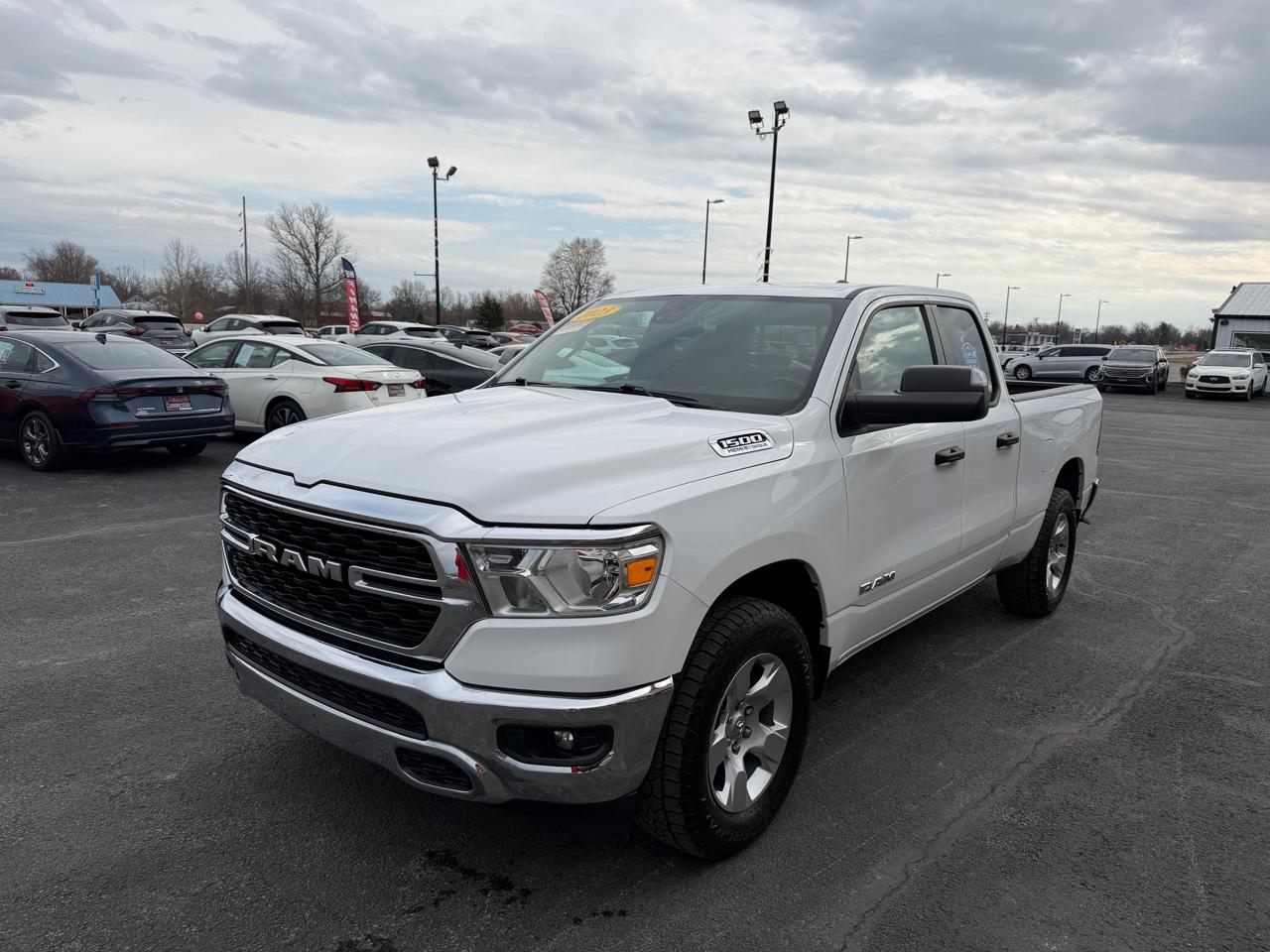 RAM 1500 Big Horn 4x4 Quad Cab 6'4" Box 2023