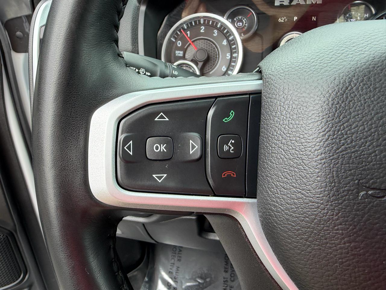 RAM 1500 Big Horn 4x4 Quad Cab 6'4" Box 2023