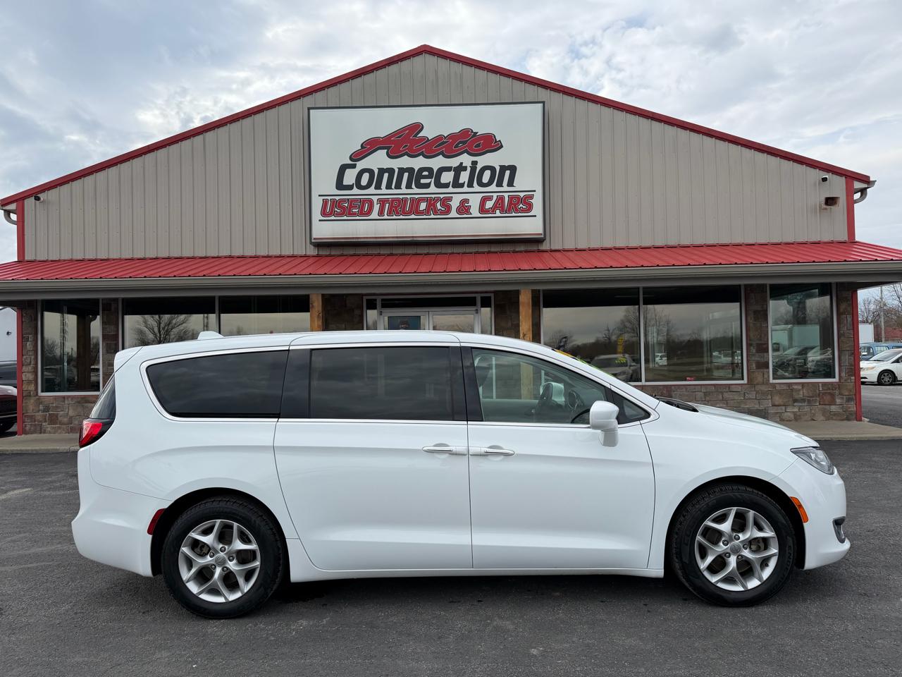 Chrysler Pacifica Touring Plus FWD 2018