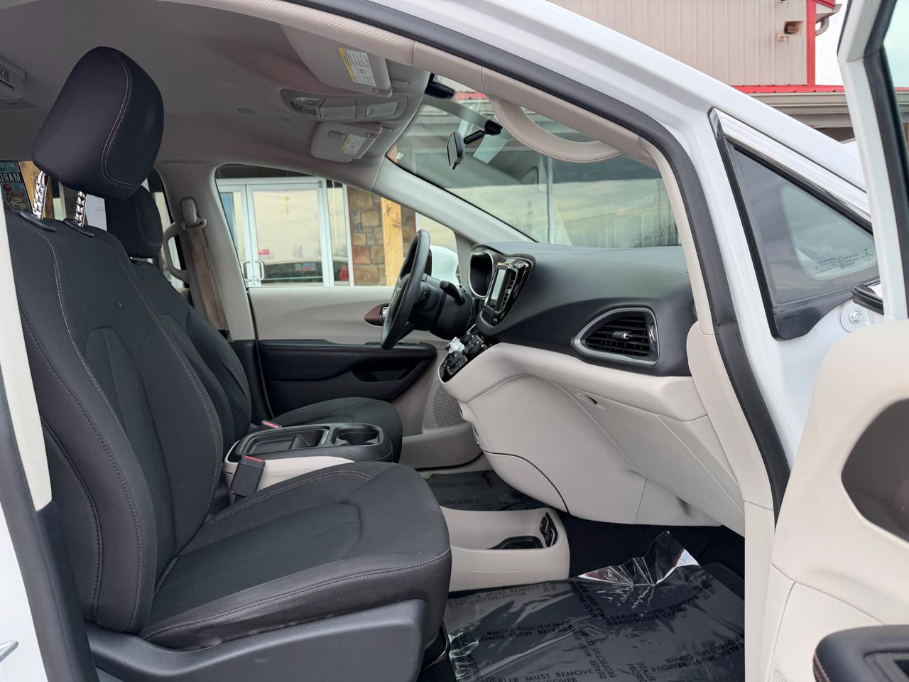 Chrysler Pacifica Touring Plus FWD 2018