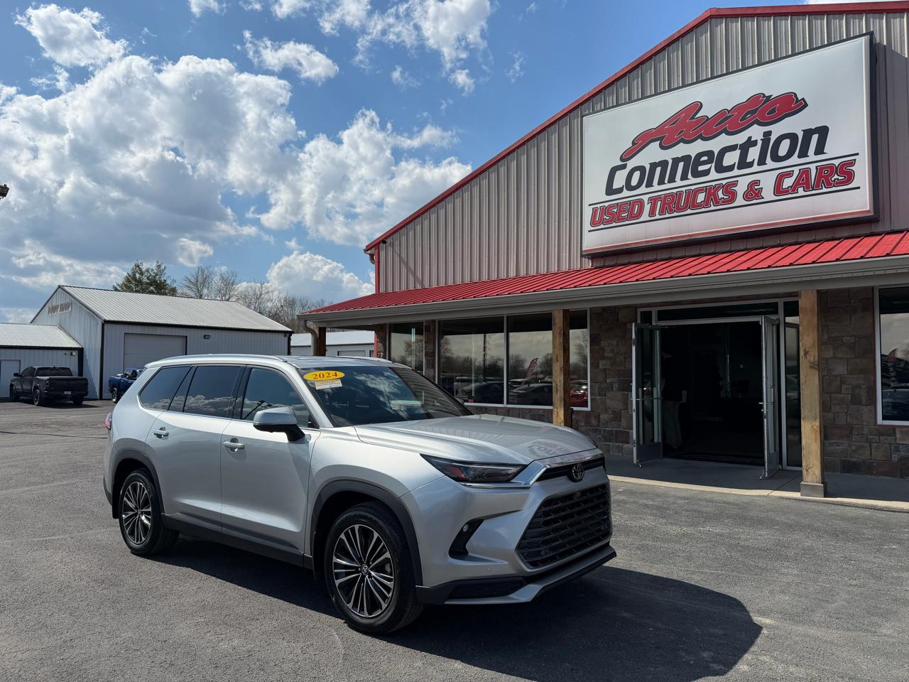 Toyota Grand Highlander Hybrid Max Platinum 4D SUV AWD 2024