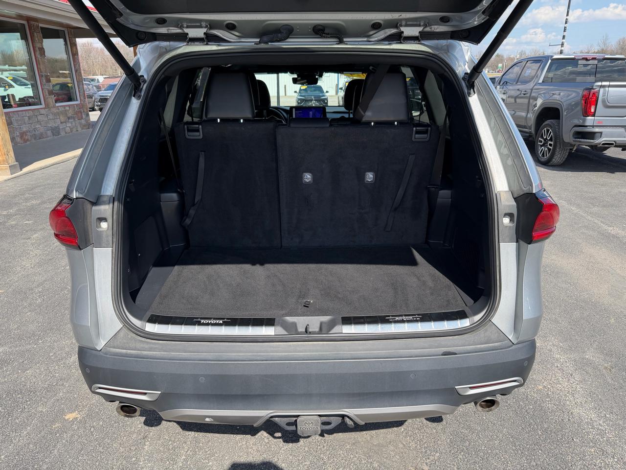 Toyota Grand Highlander Hybrid Max Platinum 4D SUV AWD 2024