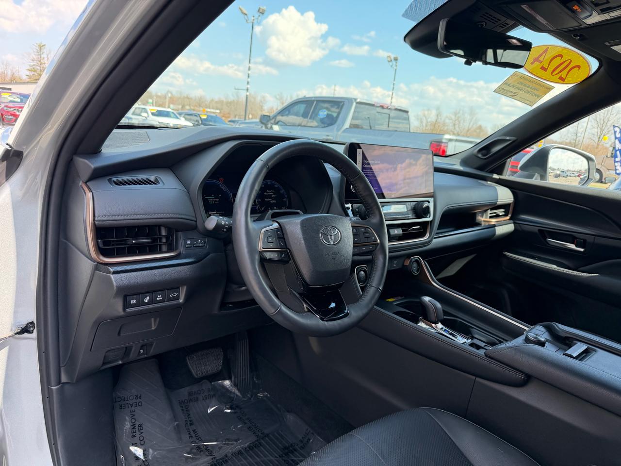 Toyota Grand Highlander Hybrid Max Platinum 4D SUV AWD 2024